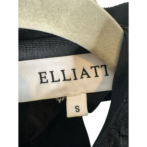 Elliatt Theatrical Fitted Maxi Gown Tiered Ruffle Party Elegant Party Formal S - Picture 7 of 10